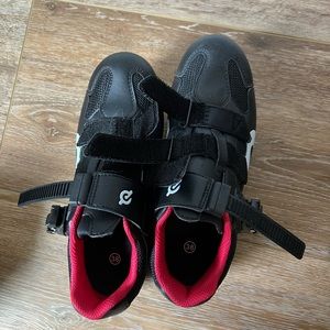 Peloton size 38 cleats